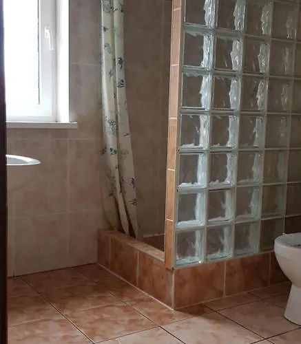 Zacisze Konopnickiej * 波别罗沃