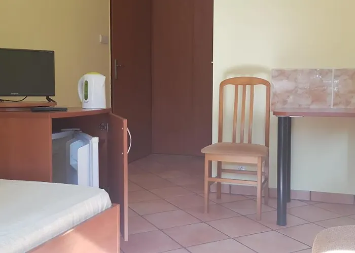 民宿 Zacisze Konopnickiej 波别罗沃