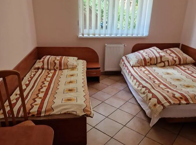 民宿 Zacisze Konopnickiej 波别罗沃